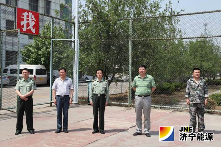 拼搏在线官方网站-拼搏（中国）公司民兵应急连进行警棍盾牌操集训