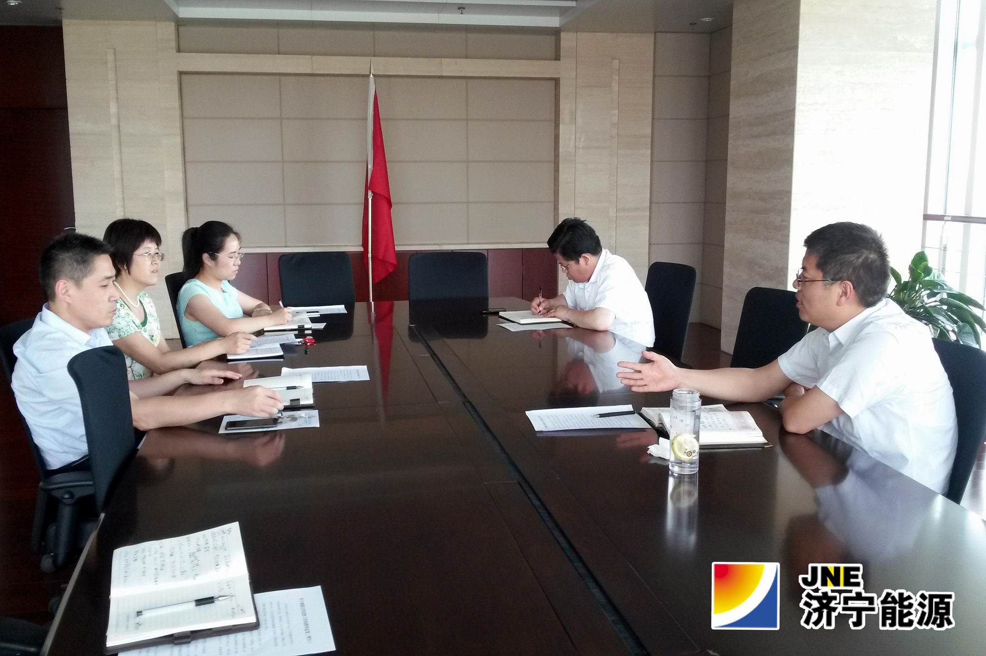 拼搏在线官方网站-拼搏（中国）公司政治部召开“煤价再降50元，我们怎么办”专题讨论会