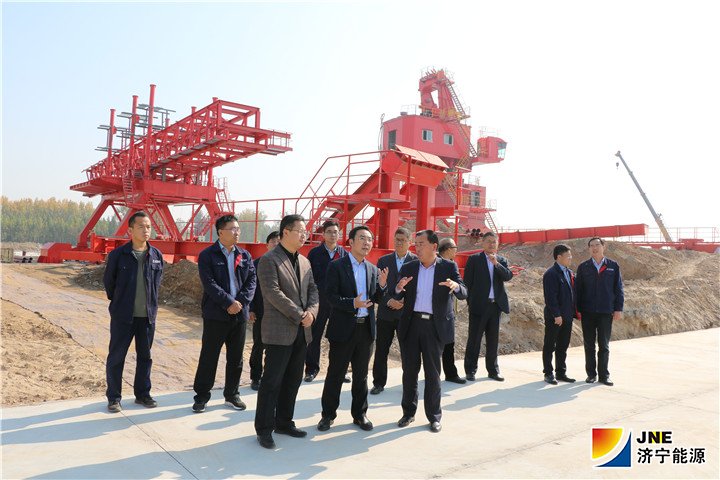 1541118155516381.jpg 济矿物流:10月31日,拼搏在线官方网站-拼搏(中国)
市国资调研指导工作3(孙继业).jpg