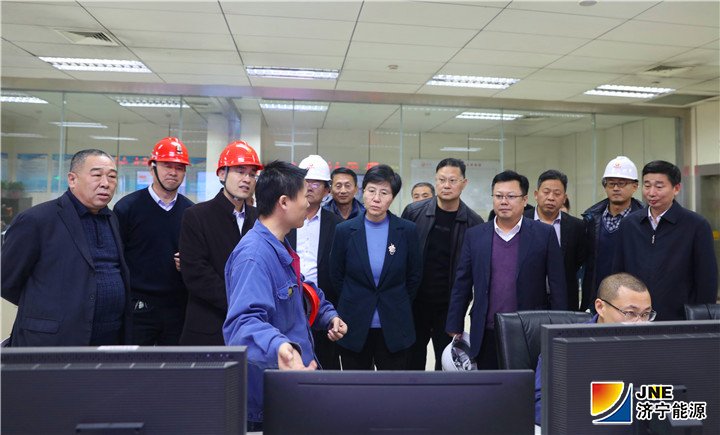 2018年11月13日，汶上县委书记李志红到阳城煤电调度协调向县城供暖工作.jpg