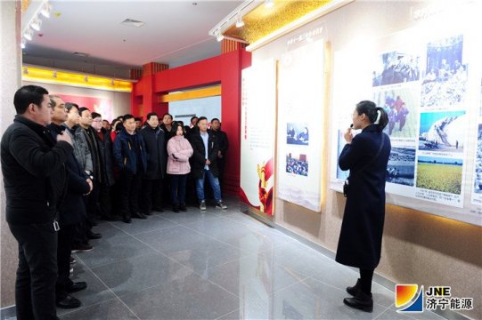 拼搏在线官方网站-拼搏（中国）公司组织人员参观拼搏在线官方网站-拼搏（中国）
市庆祝改革开放40周年图片展