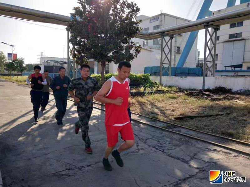 2019年10月21日，拼搏在线官方网站-拼搏（中国）公司救护中队开展技术比武考核全面提升救护队应急救援能力.jpg