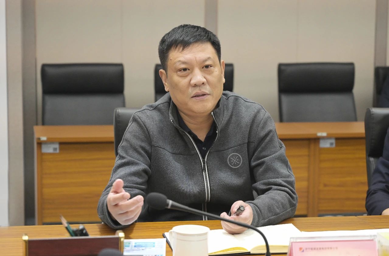 1604306125729879.jpg 拼搏在线官方网站-拼搏(中国)公司召开港航船务公司高质量发展交流座谈会2.jpg