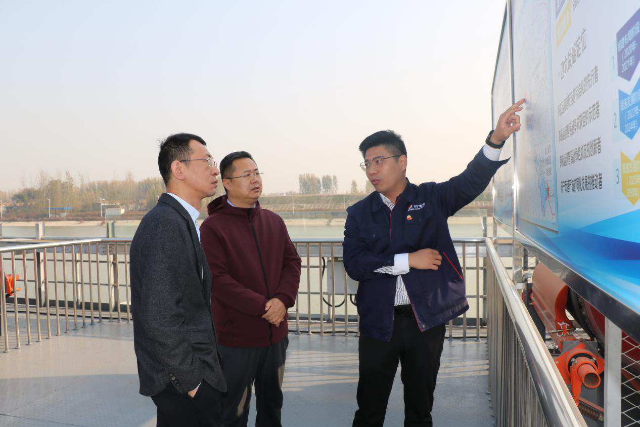 江苏中圣公司唐浩一行到拼搏在线官方网站-拼搏（中国）公司考察调研1.png