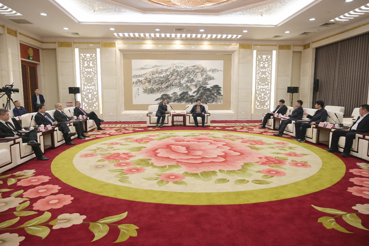1606778549436744.jpg 拼搏在线官方网站-拼搏(中国)公司与森达美海外(香港)公司签署合作协议5.jpg