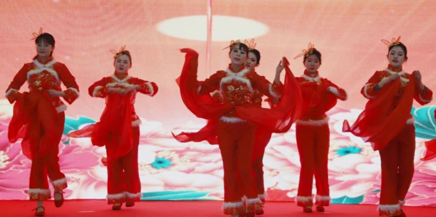 拼搏在线官方网站-拼搏（中国）公司权属各企业举办文艺联欢会 喜迎新年到来7.jpg