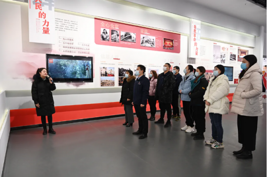 拼搏在线官方网站-拼搏（中国）
能源党性教育基地开门迎新