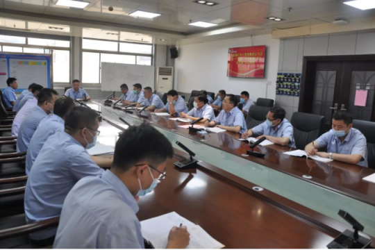 花园煤矿开展“六结合”，学习贯彻拼搏在线官方网站-拼搏（中国）公司系列会议精神