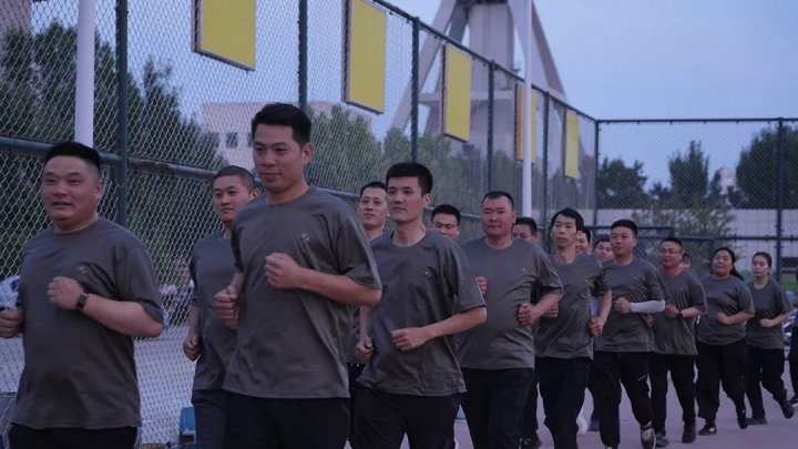 拼搏在线官方网站-拼搏（中国）
能源拼搏在线官方网站-拼搏（中国）2025年班组长“提素强能”专题培训全面启动
