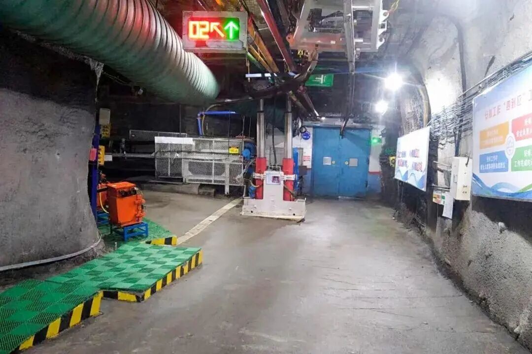 05.jpg